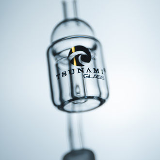 Thermal Quartz Banger mit Carb Cap (Tsunami Glass)