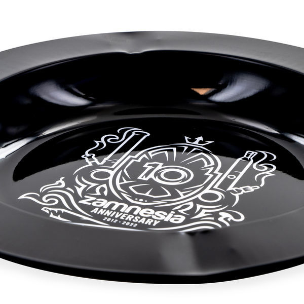 Metall-Aschenbecher X (Zamnesia)