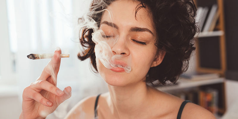 Vergleich von Cannabis und traditionellen Psychedelika Vergleich von Cannabis und traditionellen Psychedelika