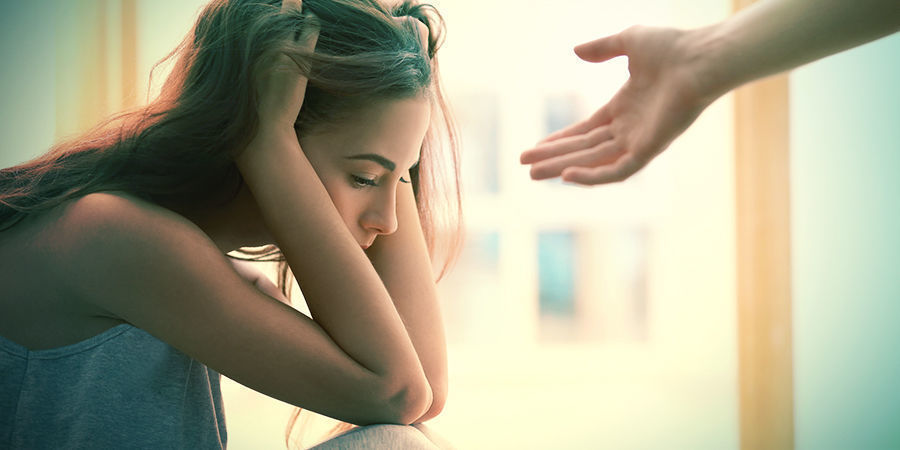 Hab Eine Vertrauenswürdige Person Bei Dir, Die Dir Helfen Kann Hab Eine Vertrauenswürdige Person Bei Dir, Die Dir Helfen Kann