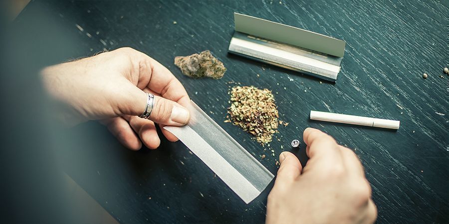 Ist Es Schlimm, Schimmliges Gras Zu Rauchen? Ist Es Schlimm, Schimmliges Gras Zu Rauchen?