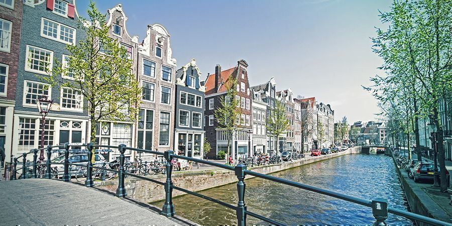 Smoke-Spots In Amsterdam: Die Malerischen Kanäle