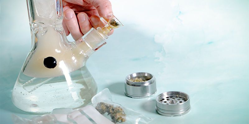 Wie Verwendet Man Eine Eisbong?