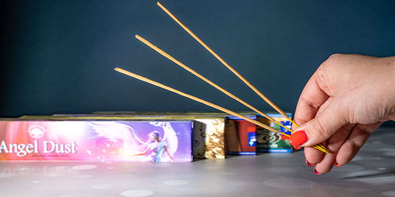 Räucherstäbchen Räucherstäbchen