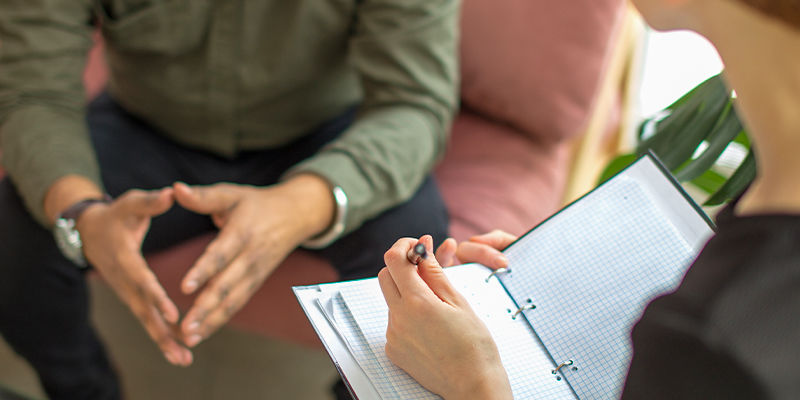 Warum Mikrodosieren Leute MDMA? Warum Mikrodosieren Leute MDMA?