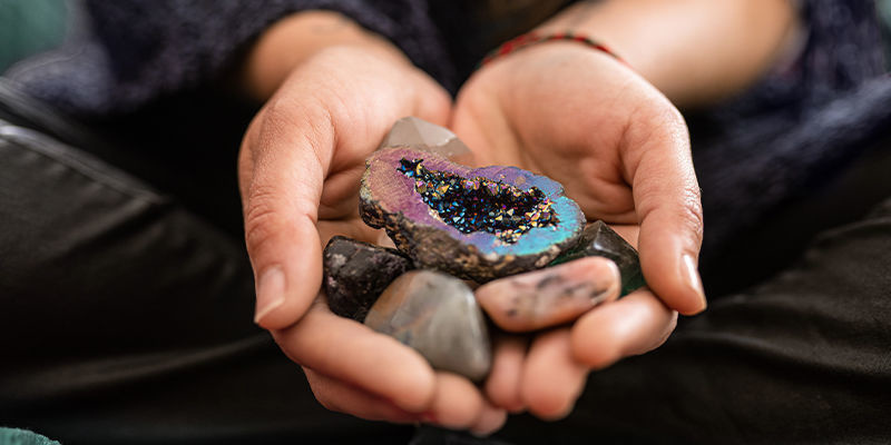 So beginnst du deine Kristallsammlung