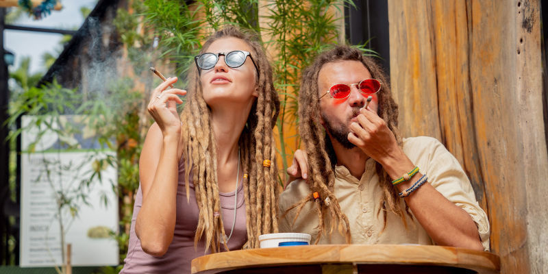 Herausforderungen und rechtliche Schwierigkeiten Herausforderungen und rechtliche Schwierigkeiten