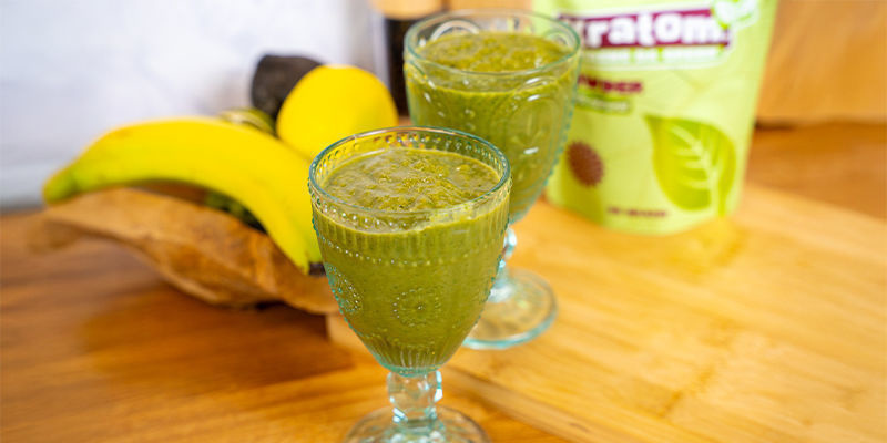 Schokoladen-Nuss-Kratom-Smoothie