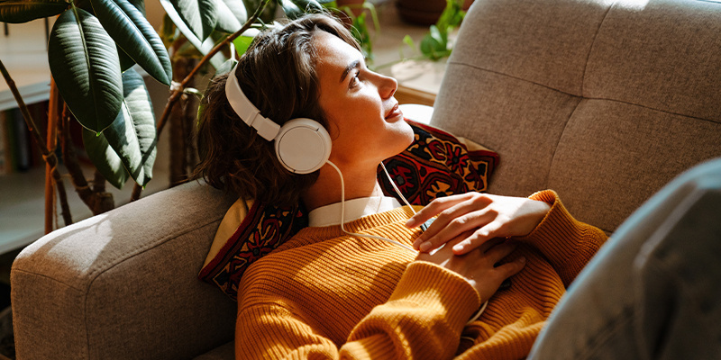 Beispiele für binaurale Audio-Playlists und -Tools