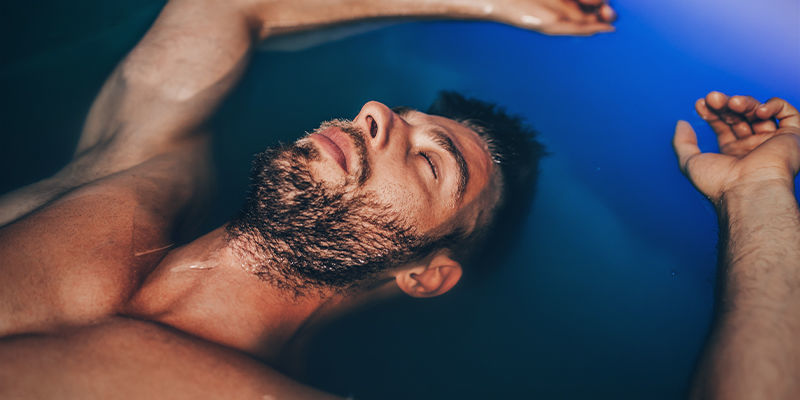 Sensorischer Entzugstank Und REST Sensorischer Entzugstank Und REST