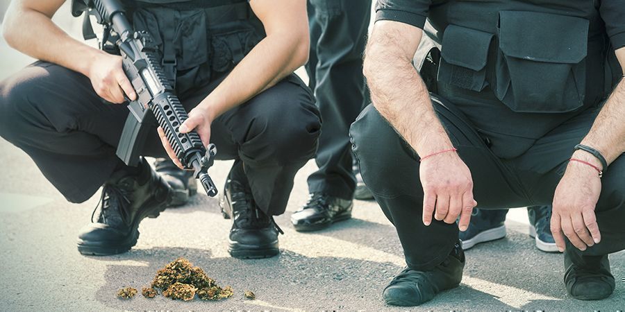 Die Anti-Drogen-Politik In Den USA DIE ANTI-DROGEN-POLITIK IN DEN USA