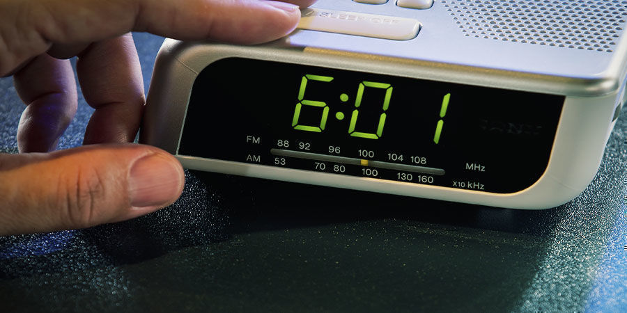 Regelmäßig Den Wecker Stellen Traumerinnerung: Regelmäßig Wecker stellen