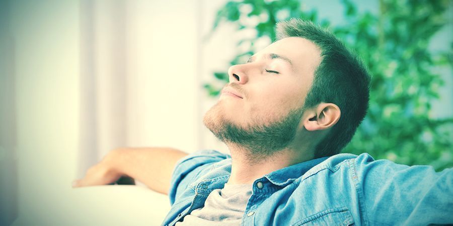 Finde Eine Gemütliche Couch Und Lehn Dich Einfach Zurück finde eine gemütliche Couch und lehn Dich einfach zurück