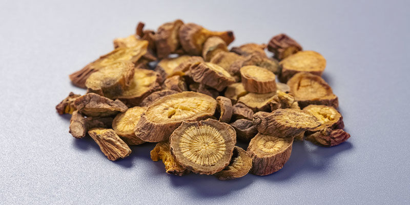 Historische Verwendung Des Helmkrauts HISTORISCHE VERWENDUNG DES HELMKRAUTS