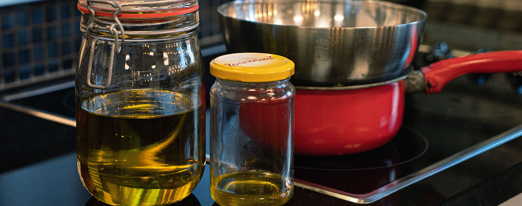 Cannabis Und CBD Angereichertes Massageöl