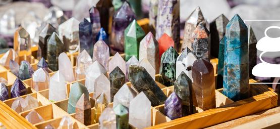 So legt man eine Sammlung von Kristallen, Mineralen und Edelsteinen an